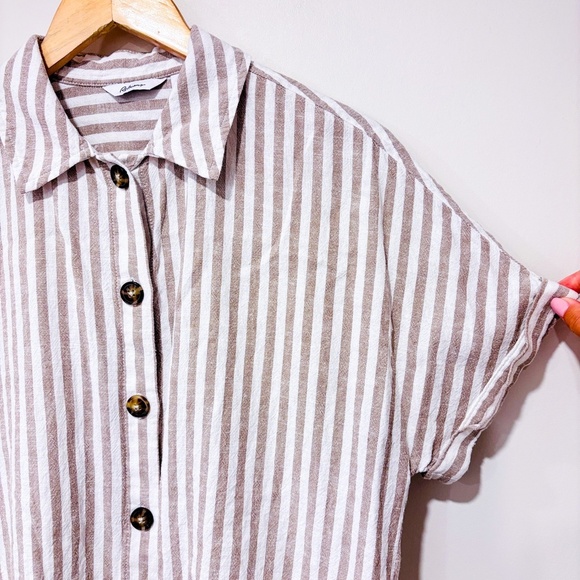 🌼NWOT🌼 REITMANS White and beige striped linen shirt - Picture 4 of 6